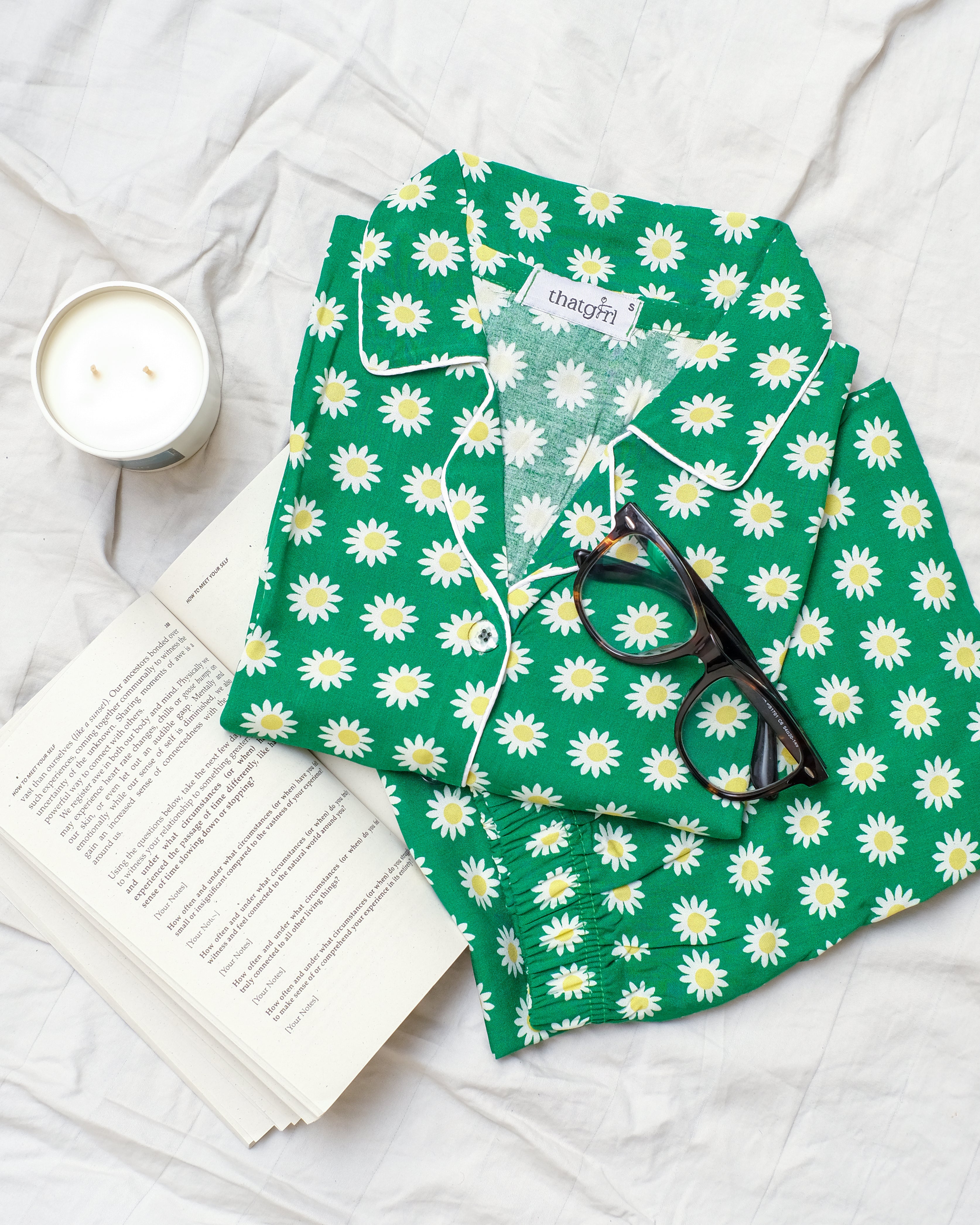 Green Daisy